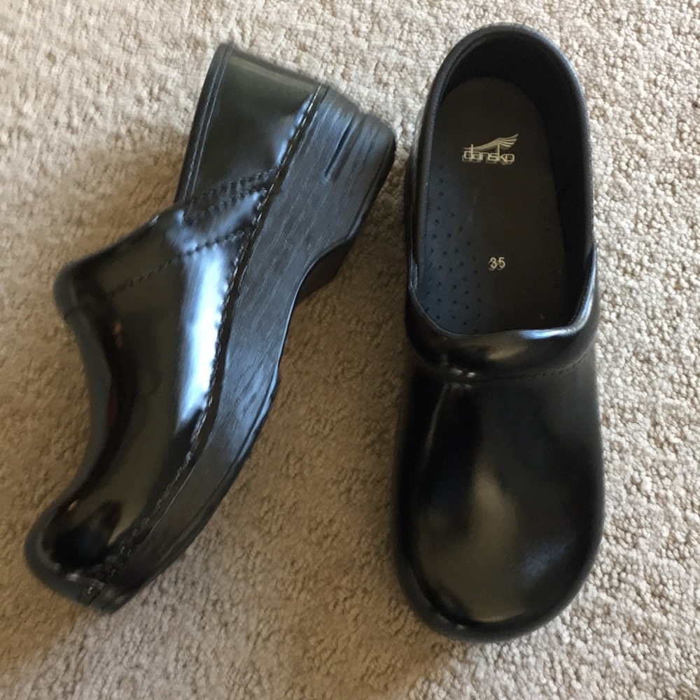 Dansko Clogs SZ 35